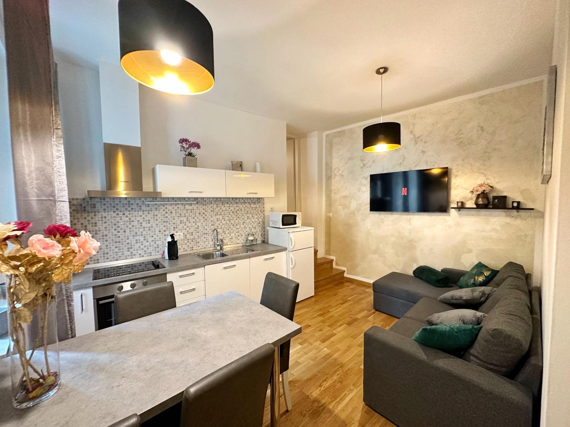 Romeo Apartments Rovigno Екстер'єр фото