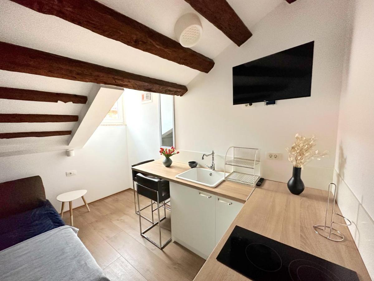 Romeo Apartments Rovigno Екстер'єр фото